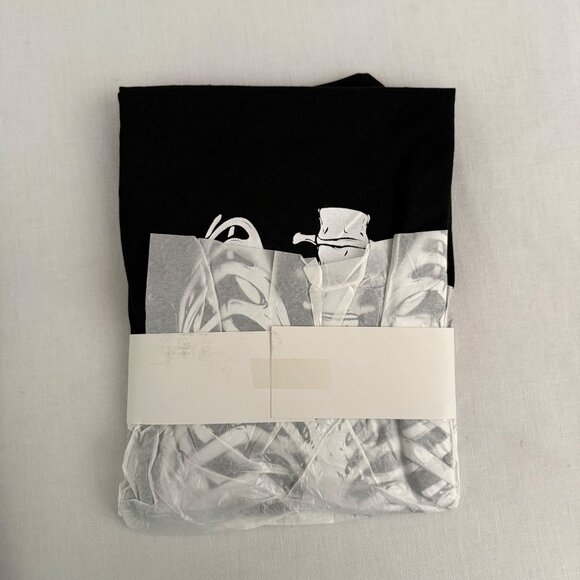 Halloween Skeleton T Shirt Size XL Black White Ribcage Graphic Tee Costume - Picture 3 of 8